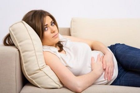 Ощущения тяжести в желудке при беременности - что делать? Ощущения тяжести в желудке при беременности - что делать?